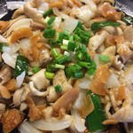 おふくろ亭 - 白ホル定食大飯 ニンニク醤油 500円 温泉玉子