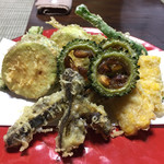 かたつむり - 天ぷら
      〜稚鮎、四角豆、万願寺、コーンなど