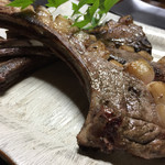 かたつむり - 猪のリブロースト