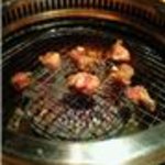 Yakiniku Kingu - 鶏を焼いてます。