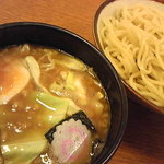 己勝軒満帆 - ぶたぶた麺　つけ汁が美味い！