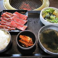 和牛焼肉 土古里 上野バンブーガーデン店 - カルビのランチです
