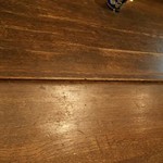 カウンターは18㌢くらい継ぎ足し