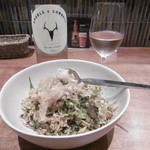 鉄板焼き Oribe - ロゼボトルと和牛すじねぎソバ飯