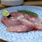 家庭料理 小川 - 鰤の造り