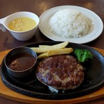 ヴィクトリアステーション - ヴィクトリアハンバーグ（637円）