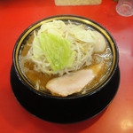 熊田家 - 熊田家 野菜ラーメン 700円 + 味玉 100円