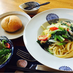 ラナカフェ - ツナと小松菜のペペロンチーノ
            パスタランチ1,150円
