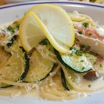 shokudo FUKU. - 麺半分です！大盛りも魅了です！