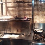 ラトリエ・ドゥ・ヴィーブル - 炭火焼き中！