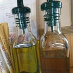 オリーブオイル　ニンニク＆唐辛子