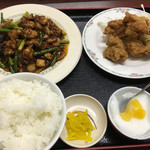 台湾料理福来順 - 鶏肉黒胡椒炒め定食