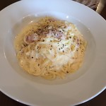 イタリアン食堂 アルカティ - アルカティ特製カルボナーラ