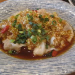 中国料理 堀内 - 皿ワンタン・ピリカラ葱醤油（８ヶ）￥５００
