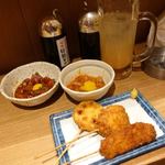 鮪市場 - マグロのブツユッケ　290円
イカキムチ　190円
お好み串3本　390円
