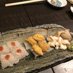 魚と野菜 つじ田 - 剣先イカウニのせ・白とり貝