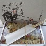 京料理 かじ - 鯛の炊き込みご飯のおみや