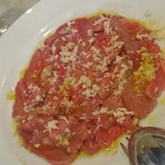 アンガス牛のカルパッチョ　何だか判らん・・・