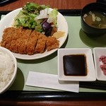 Roiyaru Hosuto - 国産豚のロースかつ膳（1280円＋税）