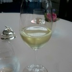 レストラン タテル ヨシノ 銀座 - 白ワイン：1,600円