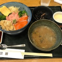 魚屋 小次朗 - 穴子、ネギトロ、サーモン丼
