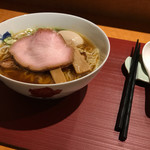 Memmitsui - 醤油（細麺）・味玉