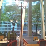 ミラキュルーズカフェ - 「ラ・メール・プラール」に隣接するカフェ