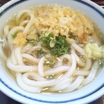 釜揚げうどん岡じま - かけうどん ２２０円(税込)(2017年8月14日撮影)