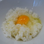 ふく流ラパス 分家 WADACHI - 卵かけご飯