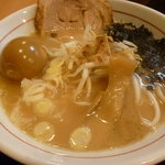 らーめん　円満 - 醤油パイタン　680円