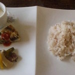 TERRA - スモークハムとピクルス・キッシュ・ズワイガニのスープ・古代米ご飯とミソ付き♪