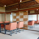 ホテルリッジ - ダイニングルーム内