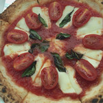 ピッザピッザピッザ - スペシャルマルゲリータ 800円