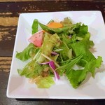 旧ヤム邸 - サラダ