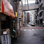 珈琲専門店 エース - 雨のエースも風情があって良いですね。