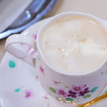 珈琲専門店 エース - 甘い生クリームとほのかに感じるアルコールの風味♪