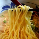 のっぴんらー麺 - もちもち縮れ麺