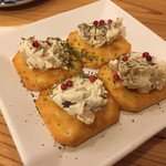 燻製バル けむりば - いぶりがっことマルカスポーネチーズのカナッペ
