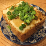 燻製バル けむりば - けむりの自家製揚げ豆腐　燻製醬油