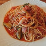 アレコ・レーノ - 茄子と海老のトマトソース。