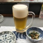 大衆割烹 ひかり - 生ビールとつきだし