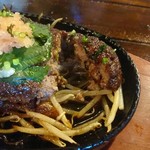 元三茶屋寛蔵 - ハンバーグはこんな感じ！