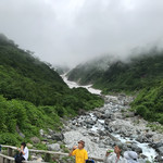 白馬尻小屋 - 白馬雪渓を無事降りた先に小屋がある