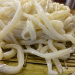 元祖田舎っぺうどん - つやつやで絶妙なコシがあるうどん