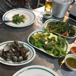 T&K Seafood - 色々頼んだヨ～。