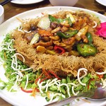 Grand Cin Yen - 料理写真:1708_Grand Cin Yen_Talas Kombinasi(small)＠70,000Rp(タロイモコロッケと海老甘辛炒め) 