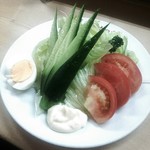 丸八とんかつ店 - ヤサイサラダ