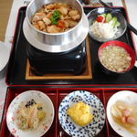 食事処 おおとも - 五目釜めし　950円