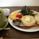 Cafe Snug - 