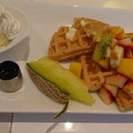 フルーツワッフル